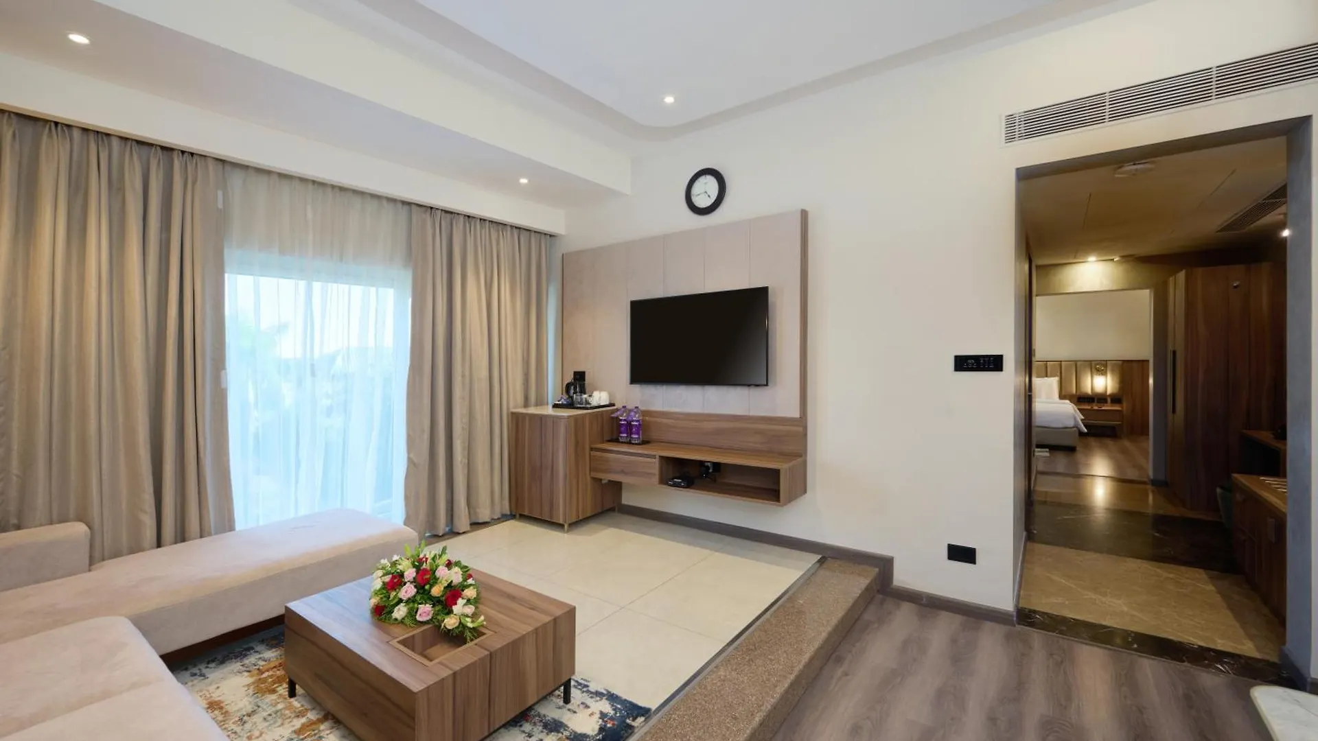 Flora Airport Hotel And Convention Centre Kochi Nedumbassery Indien
